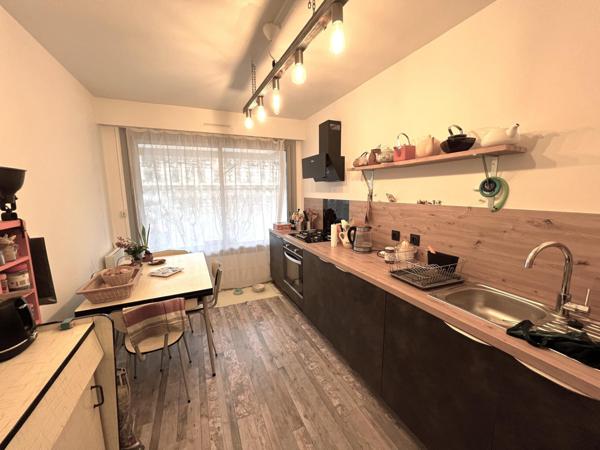 T2 EN RDC DANS RESIDENCE SECURISEE