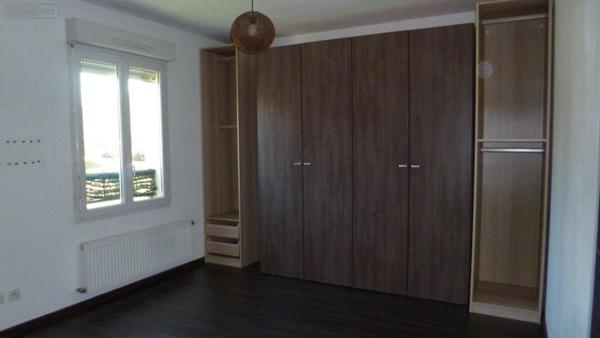 Appartement à louer à Ambérieu-en-Bugey dans l'Ain (01500), ref : LA2922-01032
