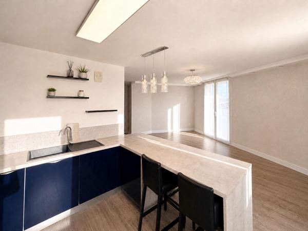 EXCLUSIVITÉ - Appartement d'exception au dernier étage avec terrasse panoramique de 30 m² - Mantes-la-Jolie Centre