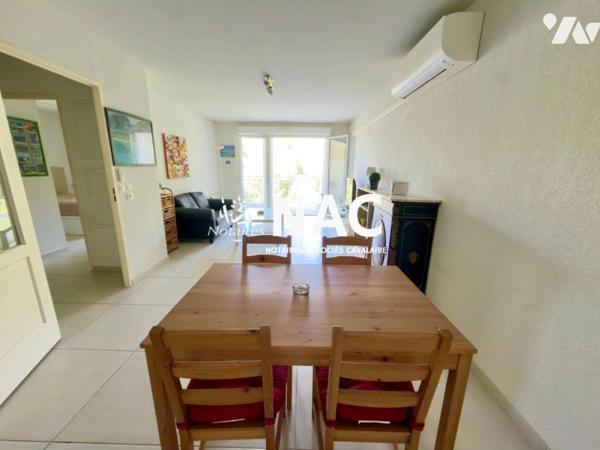 À Vendre - Grand T2 + parking en sous-sol à Cavalaire sur Mer