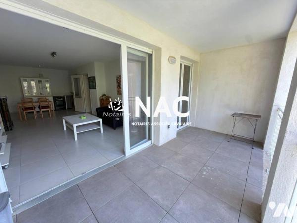 À Vendre - Grand T2 + parking en sous-sol à Cavalaire sur Mer