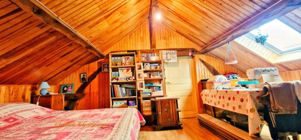 24350 lisle  : Ensemble immobilier deux maisons et dépendances