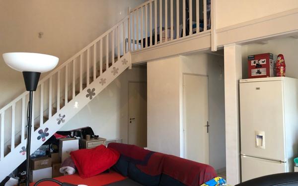 Appartement à louer    3 pièces •  Échillais