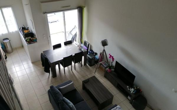 Appartement à louer    3 pièces •  Échillais