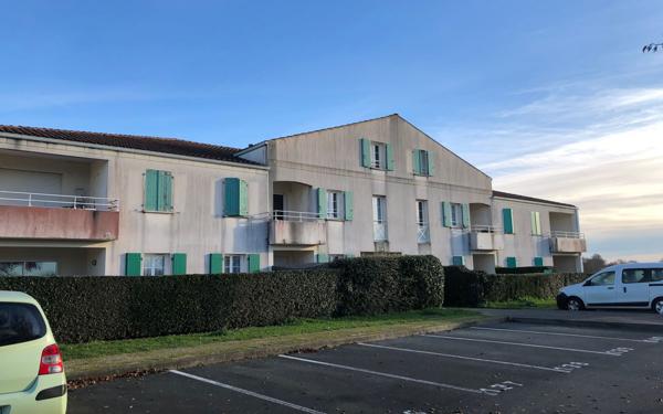 Appartement à louer    3 pièces •  Échillais