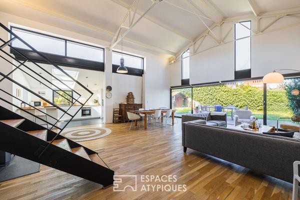 Ancien hangar sublimé en loft d’exception avec jardin intimiste