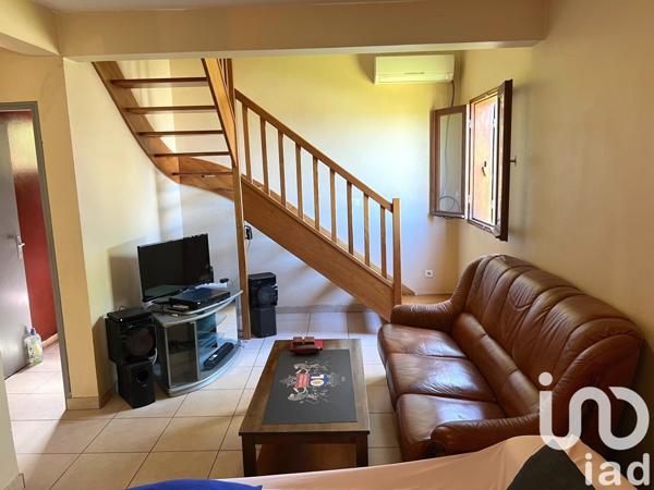 Maison 6 pièces de 102 m² à Saint-Pierre (97410)