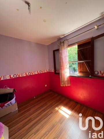 Maison 6 pièces de 102 m² à Saint-Pierre (97410)