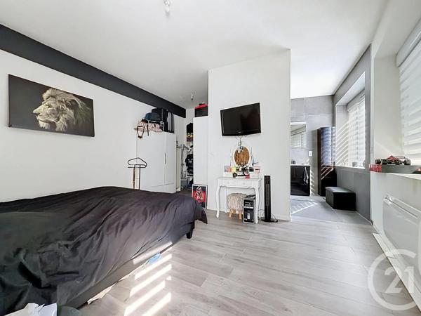 Appartement à vendre  7 pièces - 302,34 m 2   HAUTS DE BIENNE  - 39