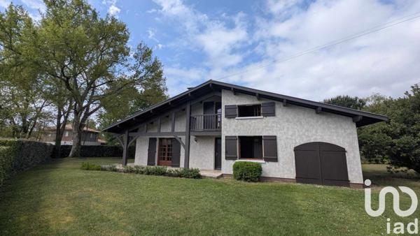 Maison 5 pièces de 130 m² à Sanguinet (40460)