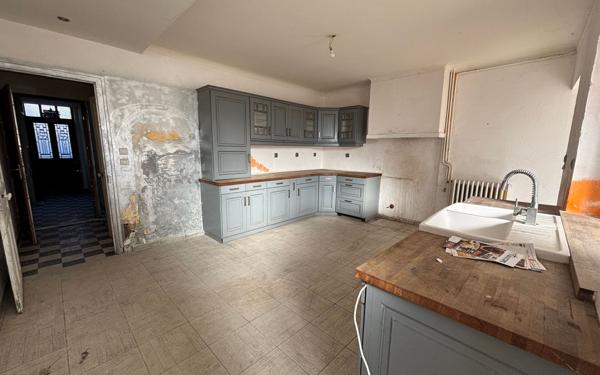 Maison à vendre    6 pièces • 164 m2 Castres