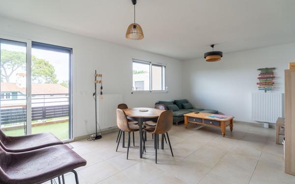 Appartement à vendre    3 pièces • 62,30 m2 Parentis-en-Born