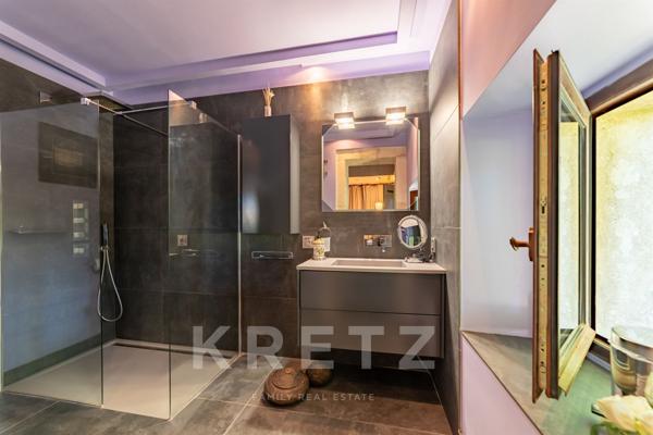 Mas d'exception avec court de tennis, proche centre ville