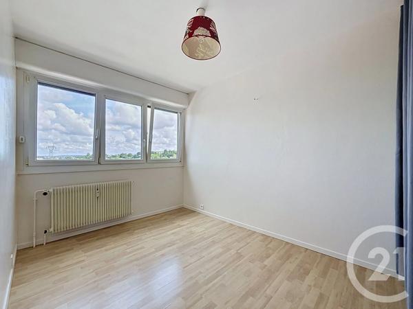 Appartement F4 à vendre  4 pièces - 75,03 m 2   SELONCOURT  - 25