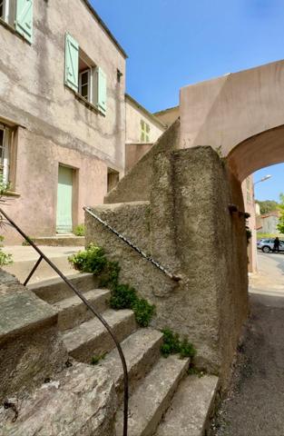Maison à vendre    5 pièces • 83,14 m2 Tomino