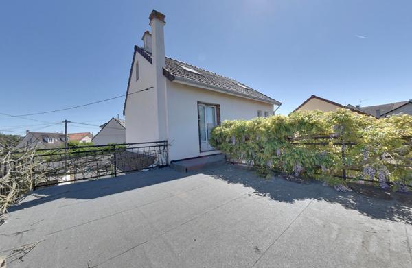 VENTE EXCLUSIVITE QUARTIER LAFAYETTE Maison Roissy-en-brie 5 pièces - 4/5 chambres - garage - jardin