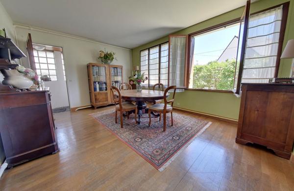 VENTE EXCLUSIVITE QUARTIER LAFAYETTE Maison Roissy-en-brie 5 pièces - 4/5 chambres - garage - jardin