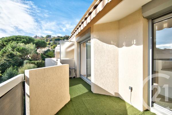 Appartement F3 à vendre  3 pièces - 63,48 m2 ST LAURENT DU VAR - 06