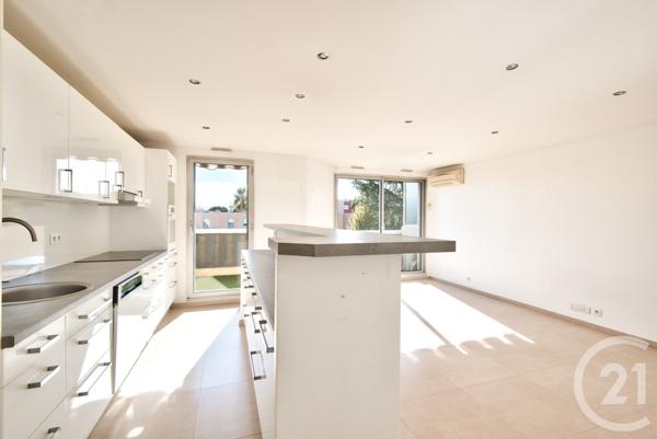 Appartement F3 à vendre  3 pièces - 63,48 m2 ST LAURENT DU VAR - 06