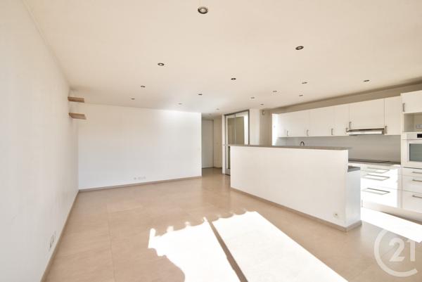 Appartement F3 à vendre  3 pièces - 63,48 m2 ST LAURENT DU VAR - 06