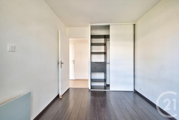 Appartement F3 à vendre  3 pièces - 63,48 m2 ST LAURENT DU VAR - 06