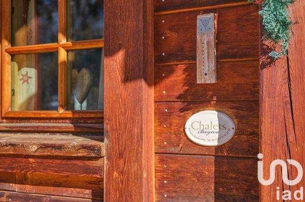 Maison à vendre 9 pièces 250 m² Isola