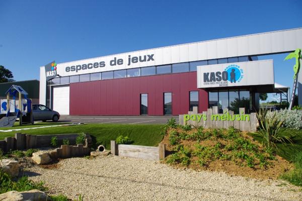 À VENDRE – Local d'activité de 500m² moderne et rare à Lusignan (86)
