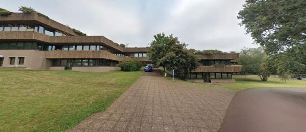 BUREAUX - 620 M2 - ST NAZAIRE OUEST - OCEANIS - 150 m2