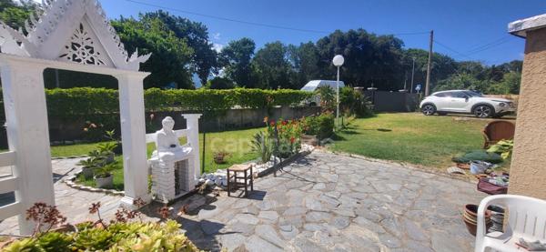 Maison individuelle avec piscine divisée en deux appartements T4 et annexe T2–Proche plage à pied SANTA LUCIA DI MORIANI (20230)