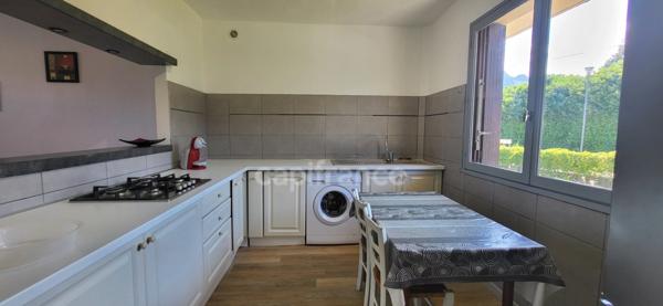 Maison individuelle avec piscine divisée en deux appartements T4 et annexe T2–Proche plage à pied SANTA LUCIA DI MORIANI (20230)