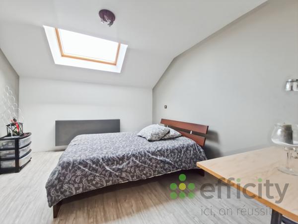 Maison 8 pièces - 270 m²