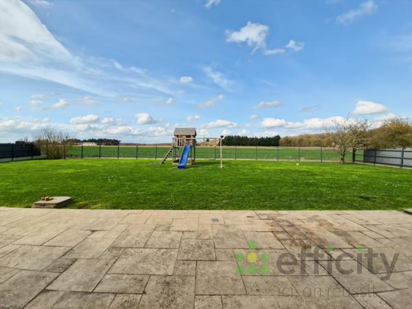 Maison 8 pièces - 270 m²