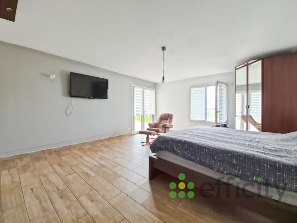 Maison 8 pièces - 270 m²