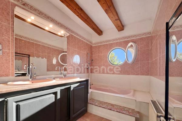 Maison 5 chambres ou 2 appartements T2/T4 + terrain à bâtir en option