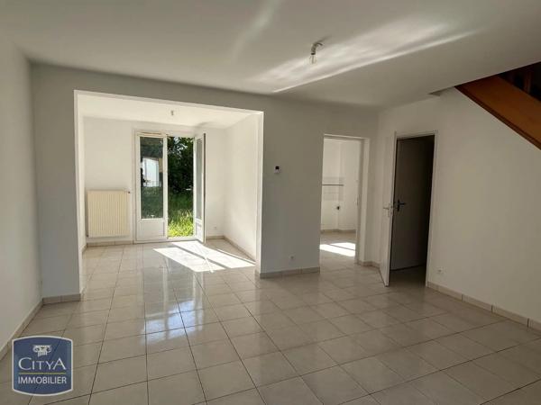 Maison à louer 5 pièces 95.74m² Buxerolles (86180)