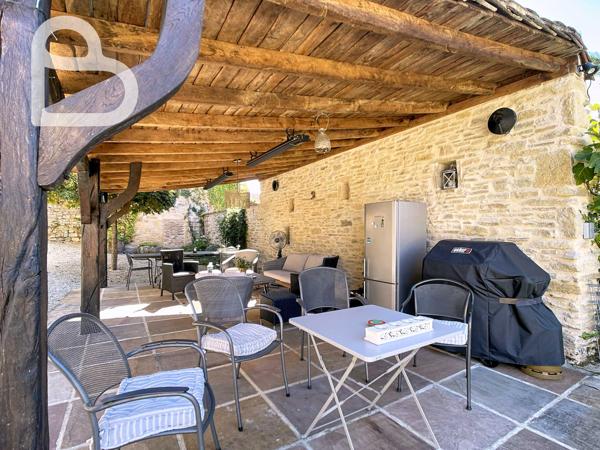 Puy-l'Évêque (46700) Une Maison Alliant Élégance et Raffinement