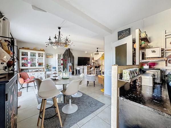 Maison de 100 m² avec garage et jardin – Quartier calme à Beauvoisin