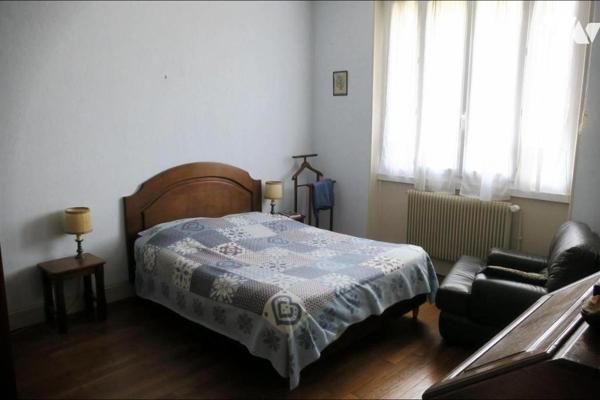 Maison T5 - Sous-sol - Garage - Jardin - 186 m² cadastré.