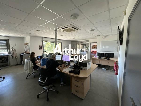 Location de bureaux 385 m² - Le Muy