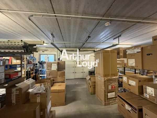 Location de bureaux 385 m² - Le Muy