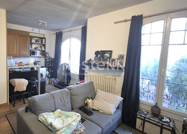 Appartement 1 pièce de 25.5 m2 en Centre Ville de Houilles