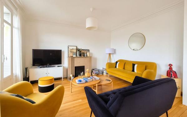 Appartement à louer    3 pièces • 103 m2 Saint-Germain-en-Laye