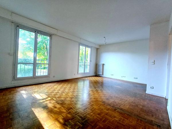 Appartement 3 pièces de 75 m² à Étampes