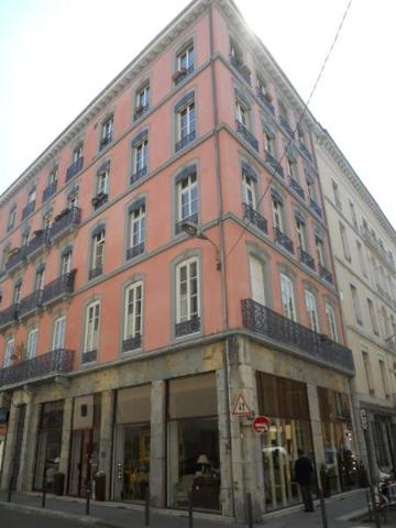 Location appartement 2 pièces de 69.16m²