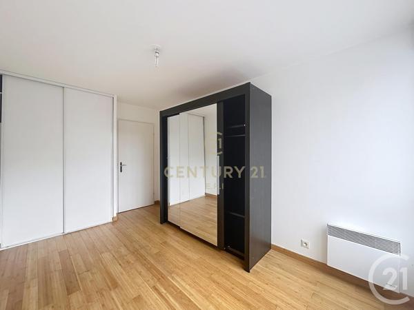 Appartement F3 à vendre  3 pièces - 67,79 m2 NOISY LE GRAND - 93