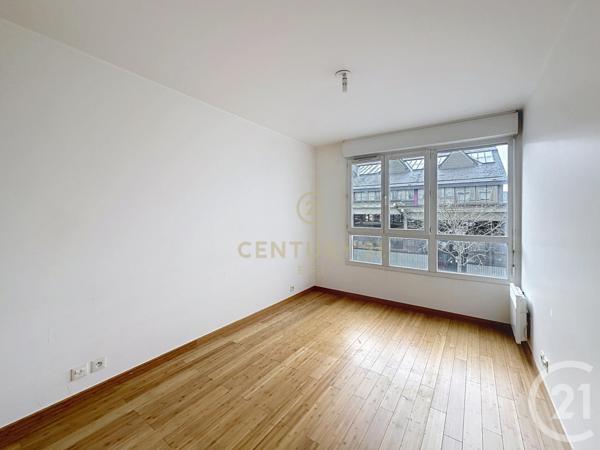 Appartement F3 à vendre  3 pièces - 67,79 m2 NOISY LE GRAND - 93