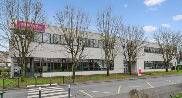 Parc Nanterre-Seine - Bureaux à louer à proximité du RER A - Nombreux services sur site