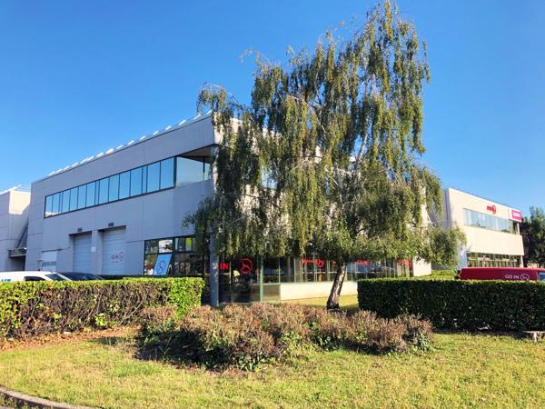 Parc Nanterre-Seine - Bureaux à louer à proximité du RER A - Nombreux services sur site