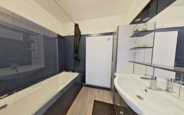 Appartement à vendre    4 pièces • 81 m2 Lyon 9