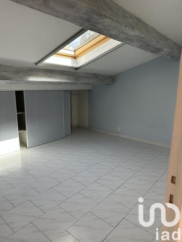 Appartement 4 pièces de 80 m² à Carqueiranne (83320)